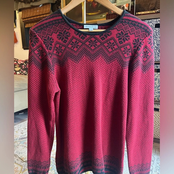 NorthStyle Cotton snowflake sweater size small - Picture 5 of 6